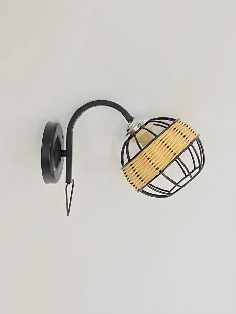 Настінне бра з одним плафоном B-91179A/1 чорний+хром