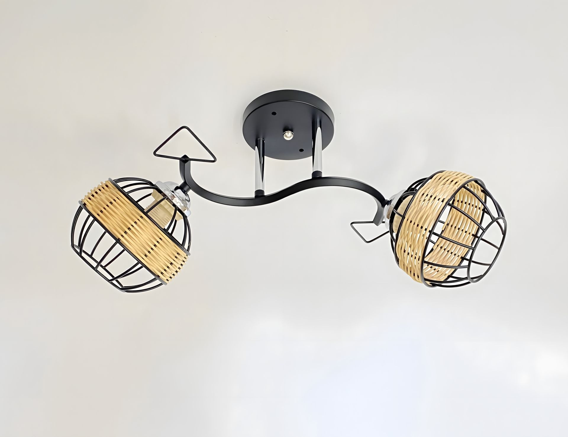 Люстра потолочная с 2 плафонами 91179A/2 черный+хром Люстра потолочная с 2 плафонами 91179A/2 черный+хром