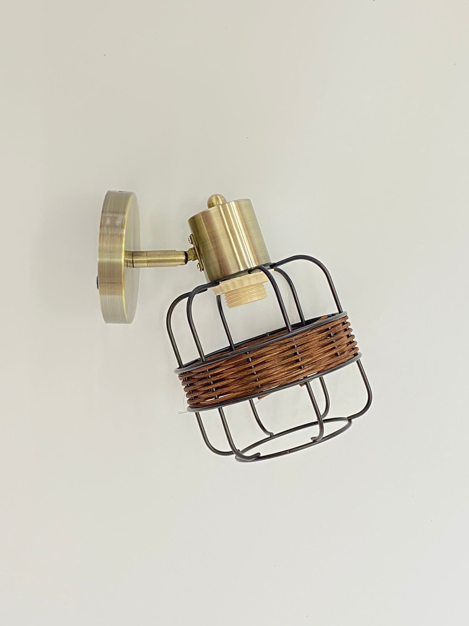 Настінне бра на 1 плафон B-91180J/1 бронза Настінне бра на 1 плафон B-91180J/1 бронза