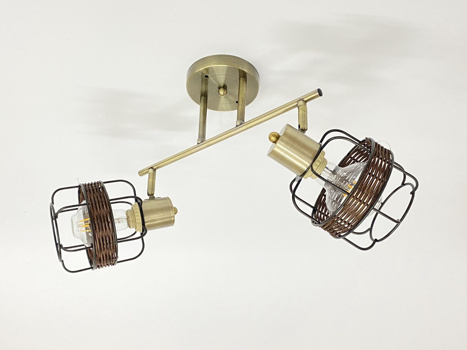 Стельова люстра на 2 плафони 91180J/2 бронза Стельова люстра на 2 плафони 91180J/2 бронза