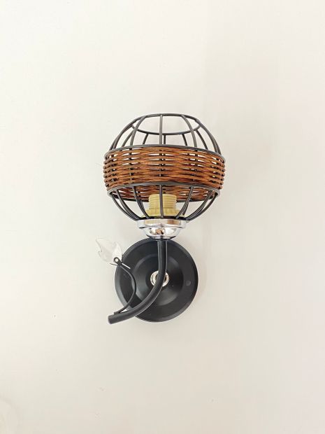 Настенное бра B-91188A/1 черный+хром Настенное бра B-91188A/1 черный+хром