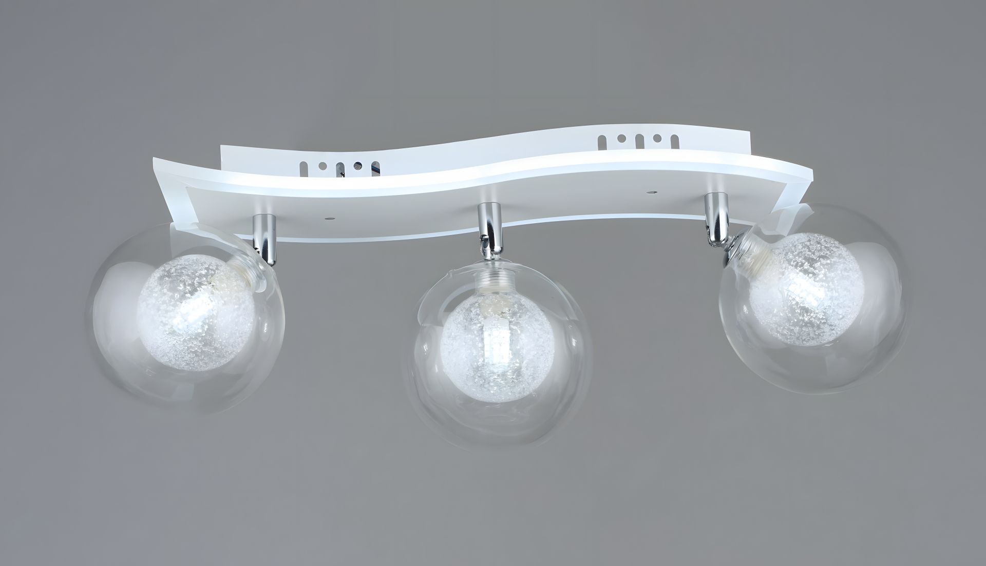 Люстра светодиодная Sirius B S2280/3 с 3 плафонами Люстра светодиодная Sirius B S2280/3 с 3 плафонами