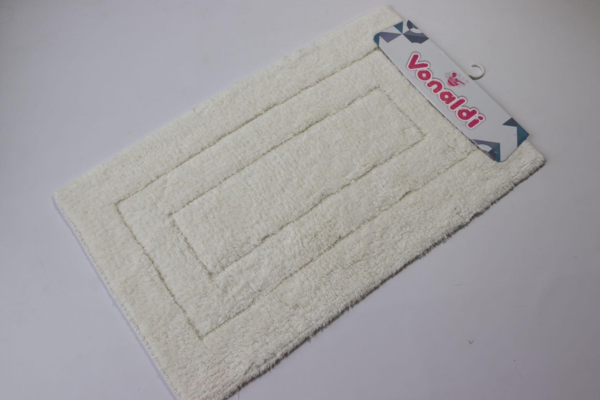 Коврик для ванной 100*60 см Vonaldi Elite Optical White 70010 Коврик для ванной 100*60 см Vonaldi Elite Optical White 70010