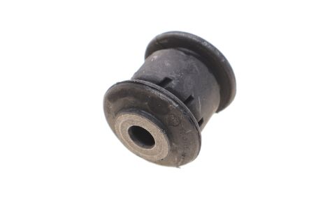 Сайлентблок переднего рычага (спереди) Caddy/Golf 03-/Jetta/Passat 05-, Hutchinson (590183)