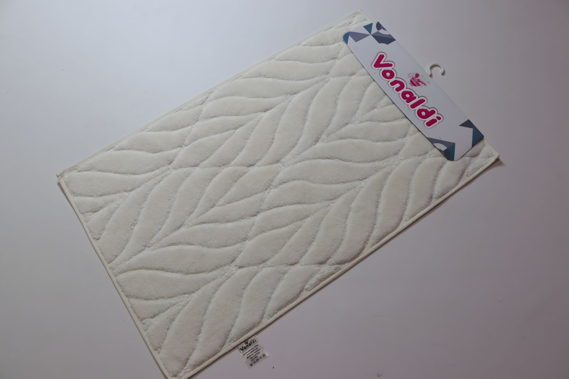 Килимок у ванну 100*60 см Vonaldi Elegant/617 з антибактеріальним покриттям Килимок у ванну 100*60 см Vonaldi Elegant/617 з антибактеріальним покриттям