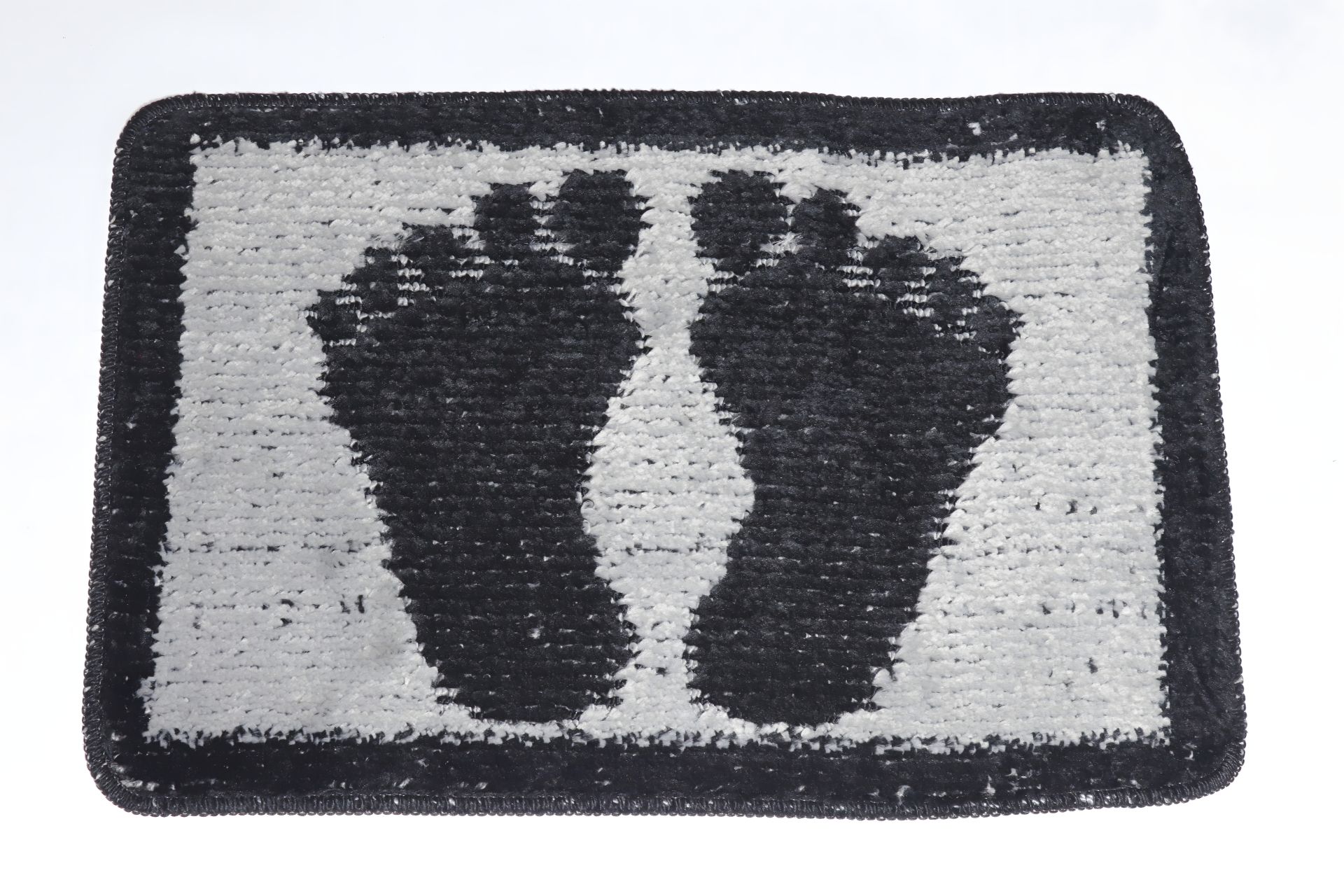 Коврик для ванной/туалета "Ноги" 40*60 см Vonaldi 1725/ черные ноги Коврик для ванной/туалета "Ноги" 40*60 см Vonaldi 1725/ черные ноги