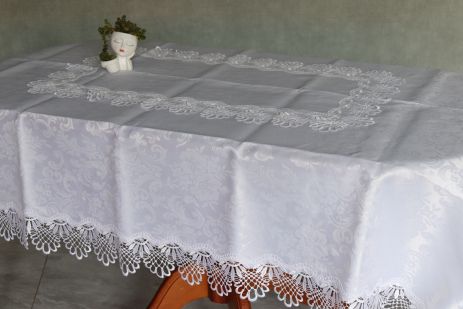 Скатерть ткань с кружевом 150х220 см 80384/белый Скатерть ткань с кружевом 150х220 см 80384/белый