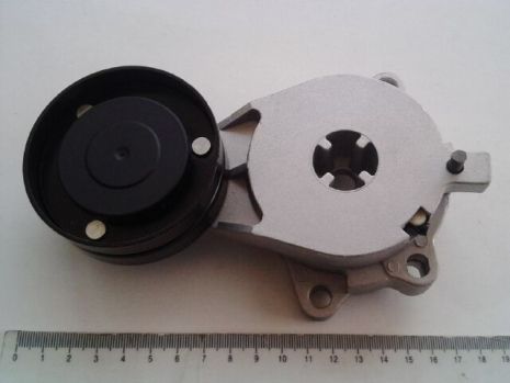 Ролик ременя генератора натяжний Amulet, Китай (A11-8111200AB) у зборі.