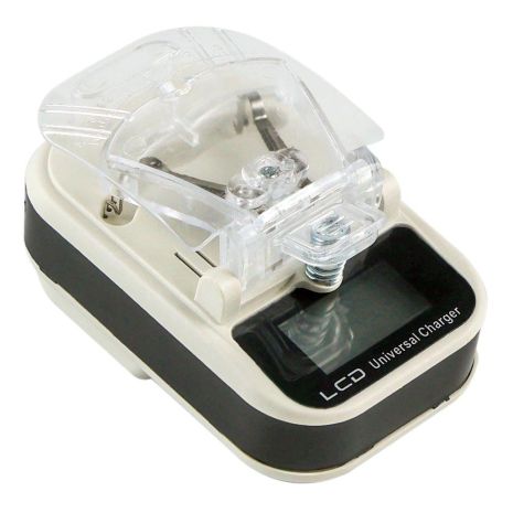 Мережевий зарядний пристрій Універсальний LCD Євро Колір Біло-Чорний