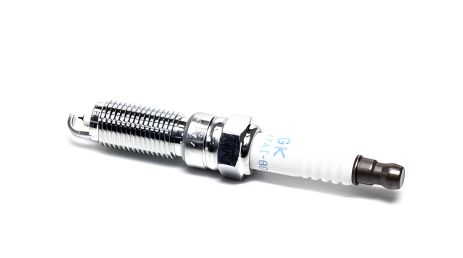 Запалювальна свічка FORD FIESTA 1.0 12- (NGK) (LZNAR7AI8G) Запалювальна свічка FORD FIESTA 1.0 12- (NGK) (LZNAR7AI8G)