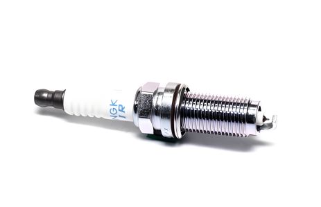 Свеча зажигания для MITSUBISHI COLT VI 1.1 10-12(NGK) (LZFR5BI11)