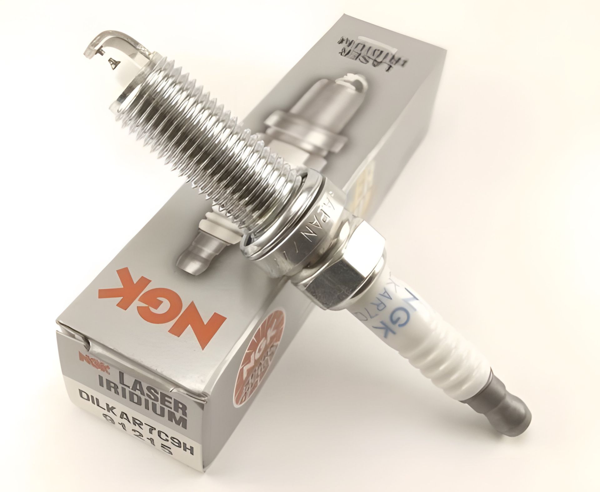 Запальнична свічка (NGK) (DILKAR7C9H) Запальнична свічка (NGK) (DILKAR7C9H)