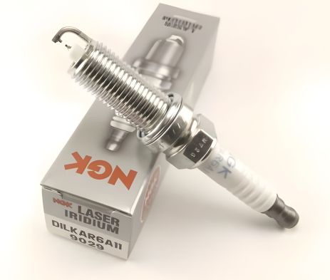 Запалювальна свічка (NGK) (DILKAR6A11)