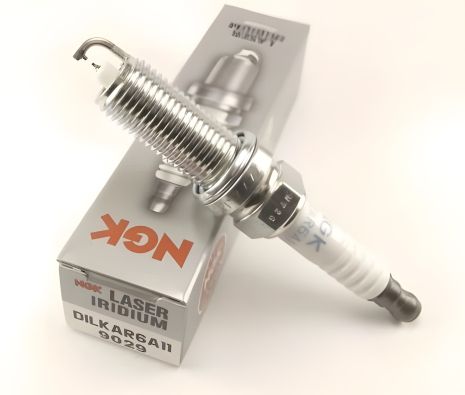 Запалювальна свічка (NGK) (DILKAR6A11)