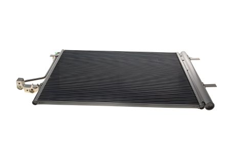 Радіатор кондиціонера FORD C-MAX від NRF (350322) Радіатор кондиціонера FORD C-MAX від NRF (350322)