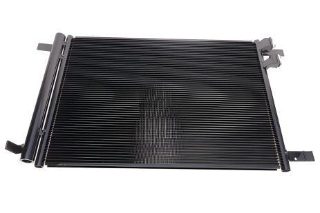 Радіатор кондиціонера Skoda Octavia (13-)/VW Golf VII (12-), TANGUN (P72215) Радіатор кондиціонера Skoda Octavia (13-)/VW Golf VII (12-), TANGUN (P72215)