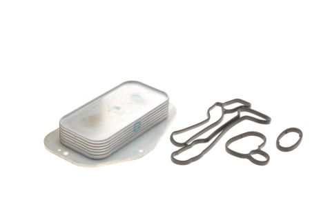 Об’ємний радіатор масляний CHEVROLET 55355603, SAAB 55355603, NRF (31314)