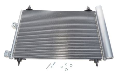 Конденсор кондиціонера Citroen Berlingo/Peugeot Partner 06-, NRF (35843) Конденсор кондиціонера Citroen Berlingo/Peugeot Partner 06-, NRF (35843)