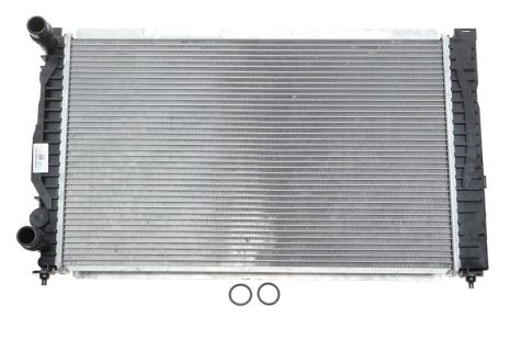 Радіатор охолодження для VW Passat, NRF (509504) Радіатор охолодження для VW Passat, NRF (509504)