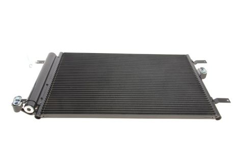 Радіатор кондиціонера FORD Galaxy, NRF (35403) - ефективне охолодження Радіатор кондиціонера FORD Galaxy, NRF (35403) - ефективне охолодження