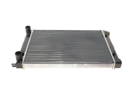 Охолоджувальний радіатор для VW Golf I/II 77- (317x430x20) VW 191121253D від NRF (529505)