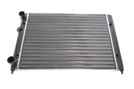 Охолоджувальний радіатор для VW Golf від NRF (58819)