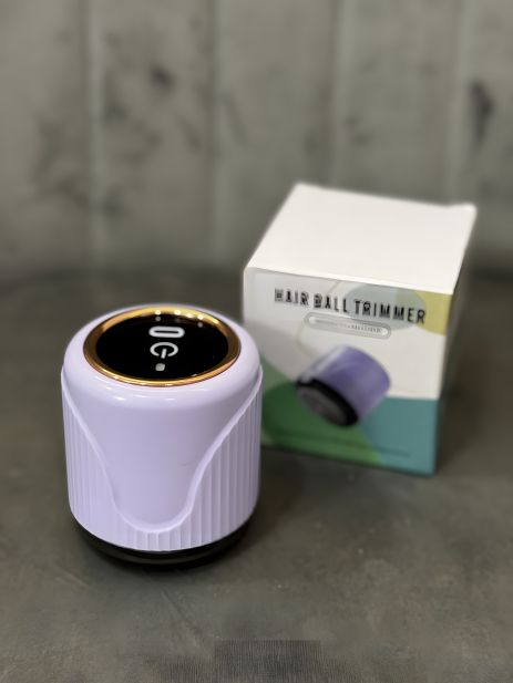 Компактна акумуляторна машинка від ковтунців HB-588, фіолетова Компактна акумуляторна машинка від ковтунців HB-588, фіолетова