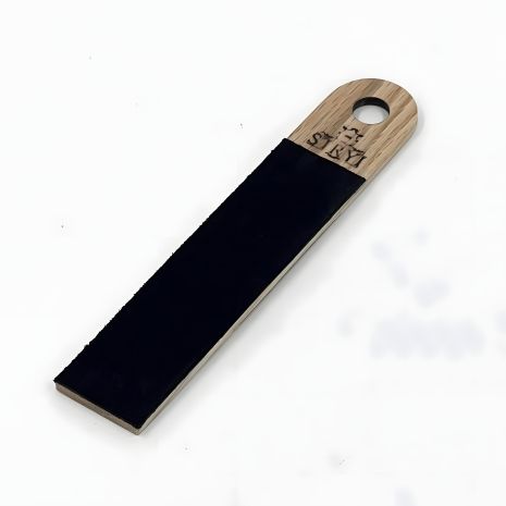 Брусок односторонний STRYI с кожаным покрытием для правки и заточки, 160х30х5мм. Брусок односторонний STRYI с кожаным покрытием для правки и заточки, 160х30х5мм.