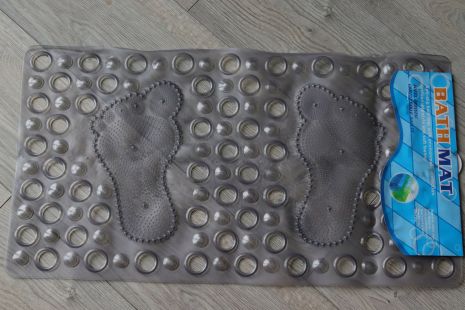 Силіконовий антиковзький килимок для ванни на присосках 64*33 см 6433brown