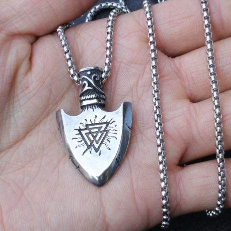 Кулон Валькнут Потрійна ріжкова підвіска із символікою вікінгів санлана Рунний щит
