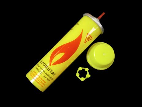 Газ для зажигалок с комплектом переходников IZOBUTAN Польша 80 мл