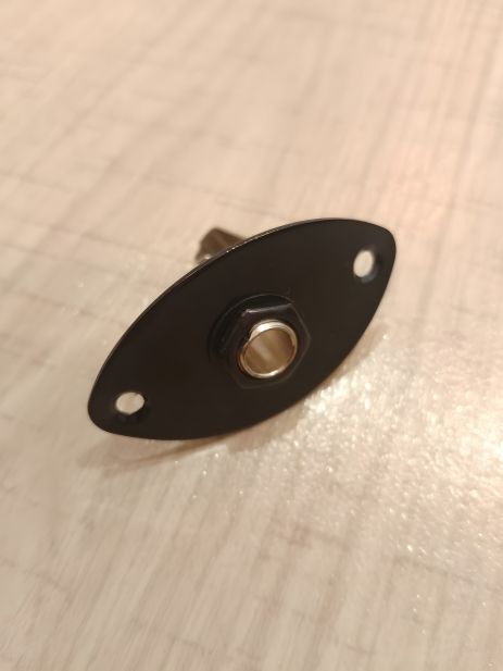 Эллиптический разъем для электрогитары Ibanes Shur LTD ESP, черный