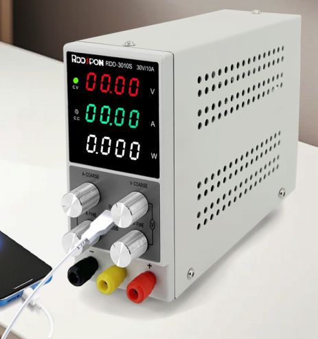 Джерело живлення постяваного струму DC до 30 В до 10 А Джерело живлення постяваного струму DC до 30 В до 10 А