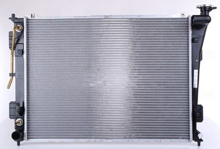 Радиатор охлаждения для Hyundai Sonata, Optima 2.0, 2.4 (10-) AT (P22107) от TANGUN