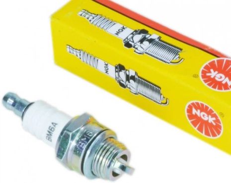 Свічка запалювання MOTO (NGK) (BM6A)