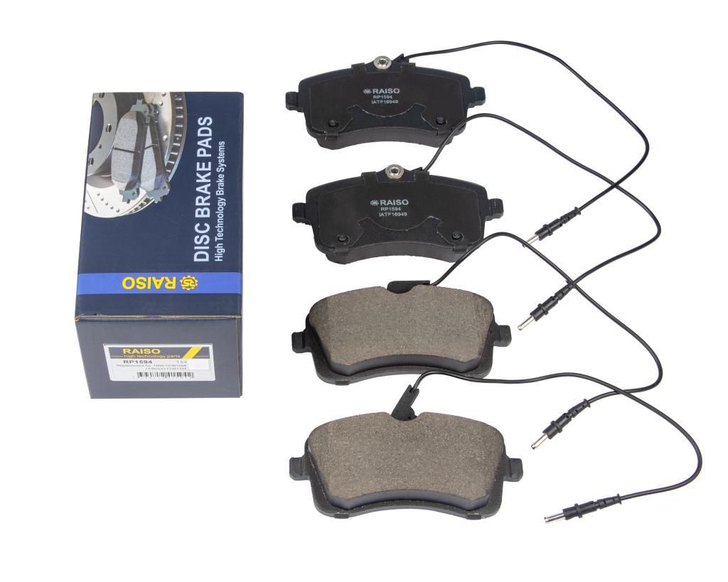 Передние дисковые тормозные колодки для Peugeot 407 (с датчиками) 04-, RAISO (RP1594) Передние дисковые тормозные колодки для Peugeot 407 (с датчиками) 04-, RAISO (RP1594)