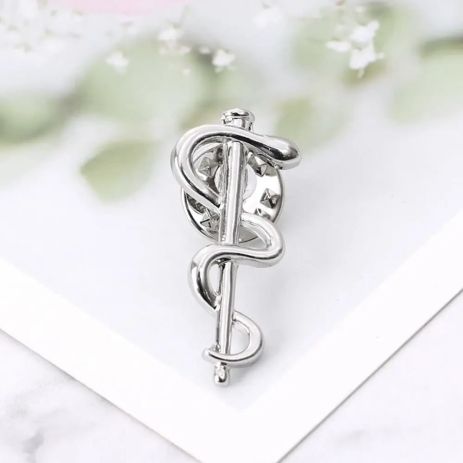 Брошь Кадуцей змея на палке в виде змеи значок врачей ВОЗ