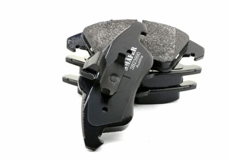 Передні колодки для MB Sprinter 96- однокатковий, SHAFER (SB23990) Передні колодки для MB Sprinter 96- однокатковий, SHAFER (SB23990)