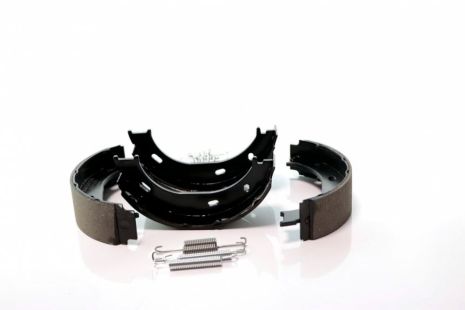 Гальмівні колодки для MB Sprinter 208-316 96-, (з пружинками), (160x40), SHAFER (SB91055K)