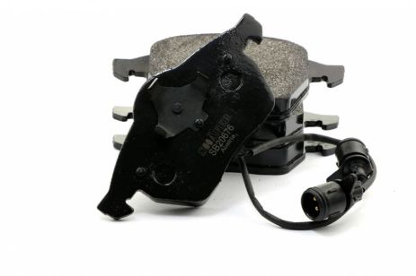 Колодки передние VW Passat B5, A4, A6 с двумя круглыми датчиками 96-, SHAFER (SB20676)