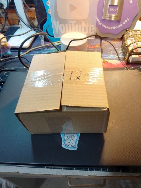 Пакування коробка 12 грн