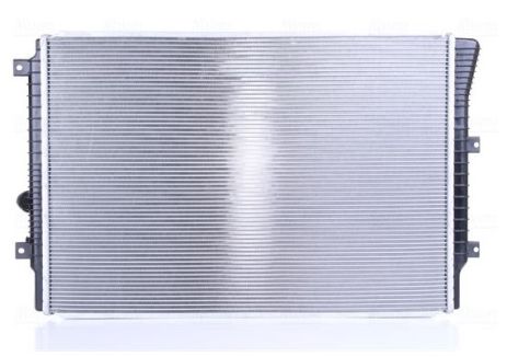 Радиатор охлаждения VW Caddy (16-),Passat (13-15) (P72119) TANGUN