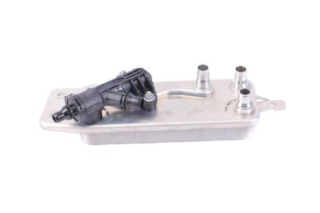 Масляный радиатор BMW 3,0-6,0 08-16, MAHLE/KNECHT (CLC90000P) Масляный радиатор BMW 3,0-6,0 08-16, MAHLE/KNECHT (CLC90000P)