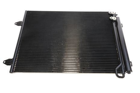 Радіатор кондиціонера для Passat 1.6-2.0/1.6D-2.0D 05-16, MAHLE/KNECHT (AC666000S)