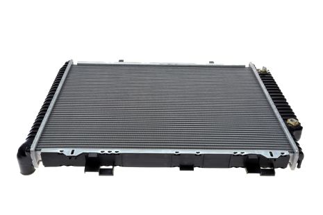 Охолодження радіатор двигуна W210 3.0-5.0 (Premium Line! OE), MAHLE/KNECHT (CR245000S)