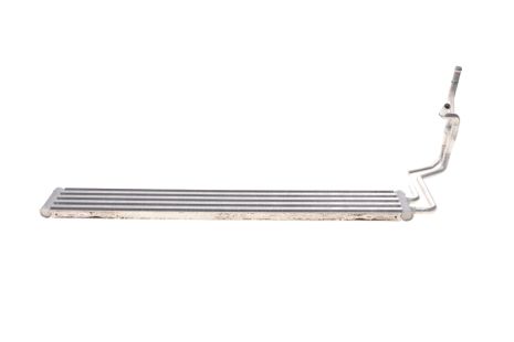 Оливи радіатор Touareg/Q7 2.5TDI 3.0TDI 3.0TFSI 3.6FSI 03-15, MAHLE/KNECHT (CLC48000P)