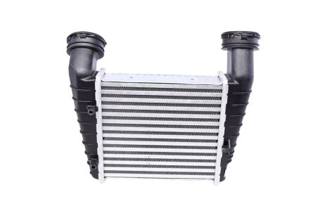 Радіатор інтеркулера для Superb/Passat 1.9 D-2.0 D 00-08, MAHLE/KNECHT (CI347000S)