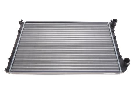 Радіатор охолодження двигуна Doblo 1.9D/1.4/1.6i 01- (-AC/700x306x26), MAHLE/KNECHT (універсальний) (CR753000S)