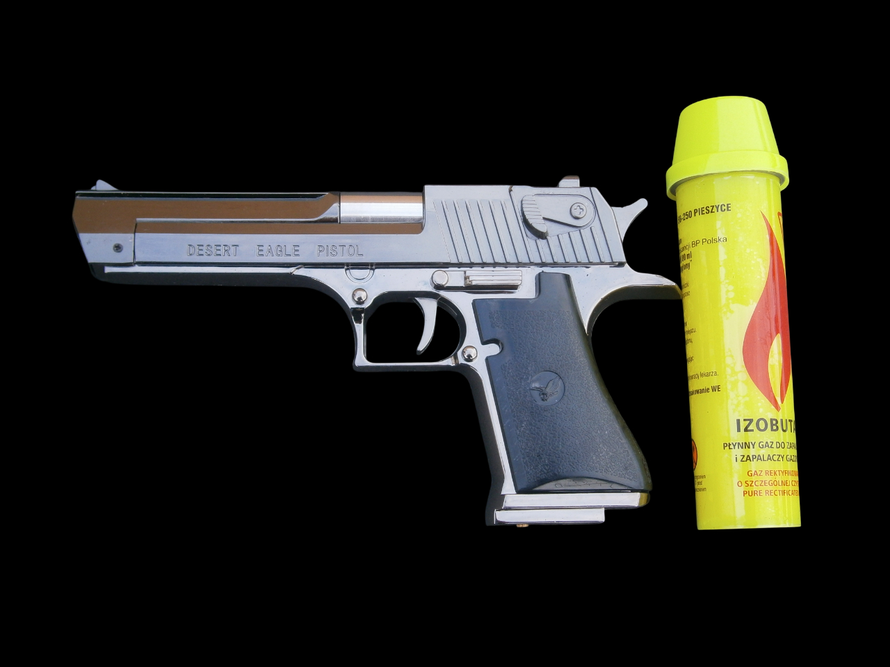 Запальничка пістолет Desert Eagle «Пустельний орел» турбо газова сувенірна чорна + балон газу 80 мл Запальничка пістолет Desert Eagle «Пустельний орел» турбо газова сувенірна чорна + балон газу 80 мл