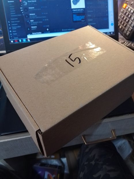 Упаковка коробка, вартість 15 грн